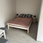 شقة U Karola