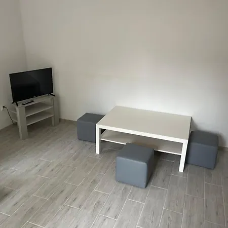 Lejlighed U Karola *